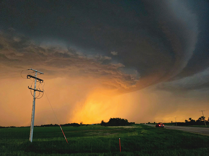 A large shelf cloud went over Carlyle with plenty of rain and strong winds.